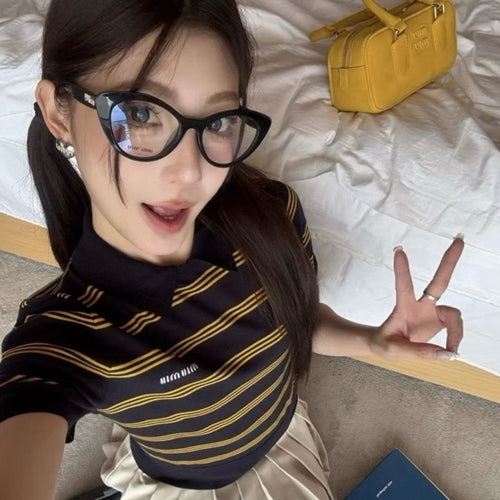 미우미우 스트라이프 카라 반팔 니트 상품 이미지