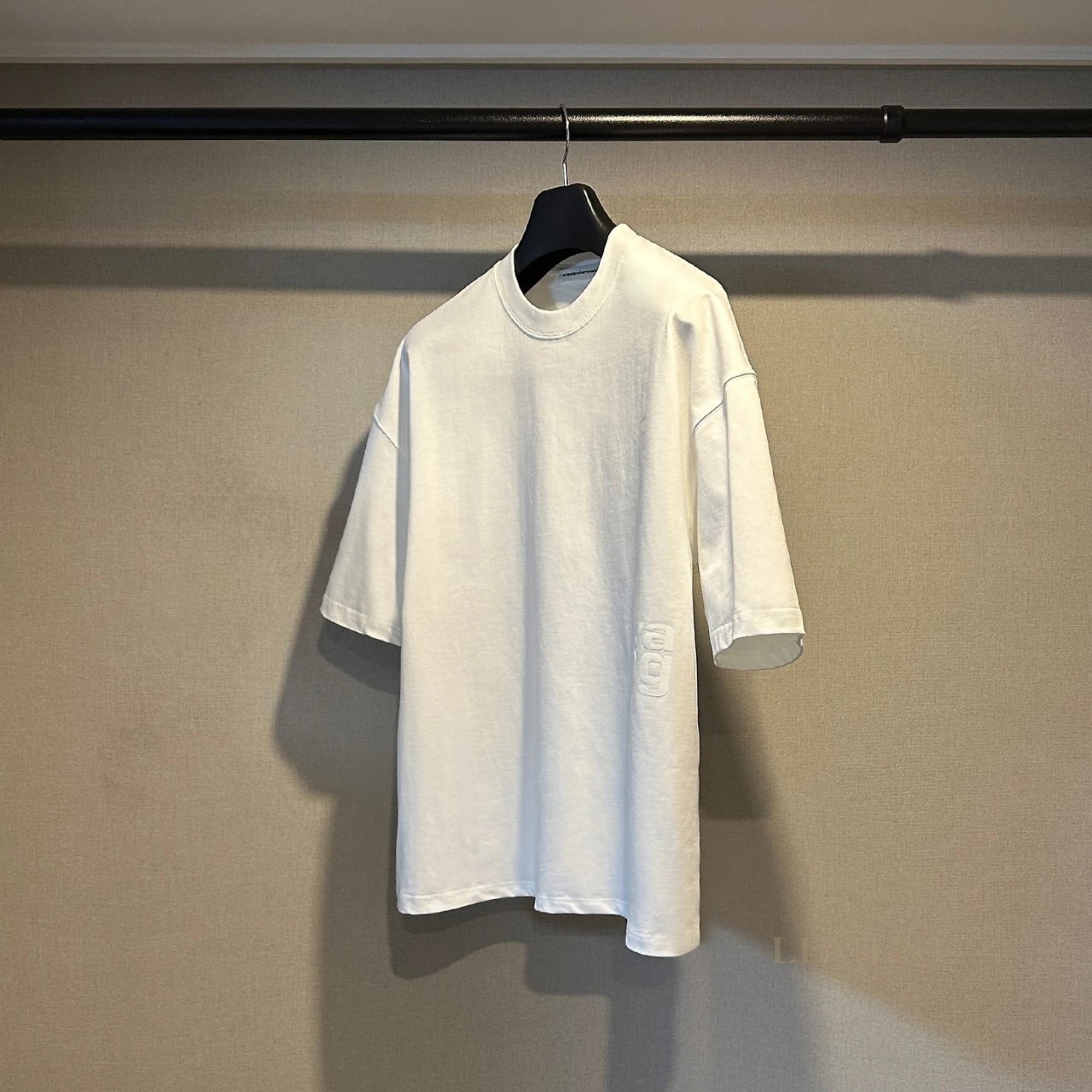 알렉산더 왕 그래픽 로고 반팔 티셔츠 디테일 이미지