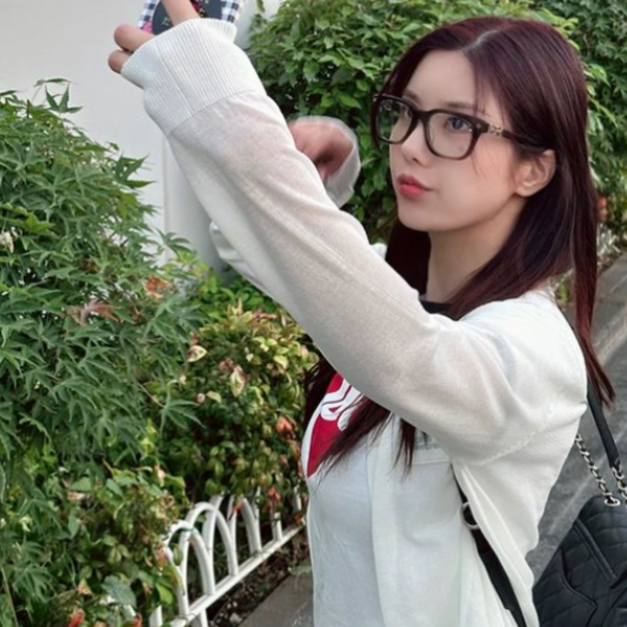셀린느 하트 트리옹프 반팔 티셔츠 착용 이미지