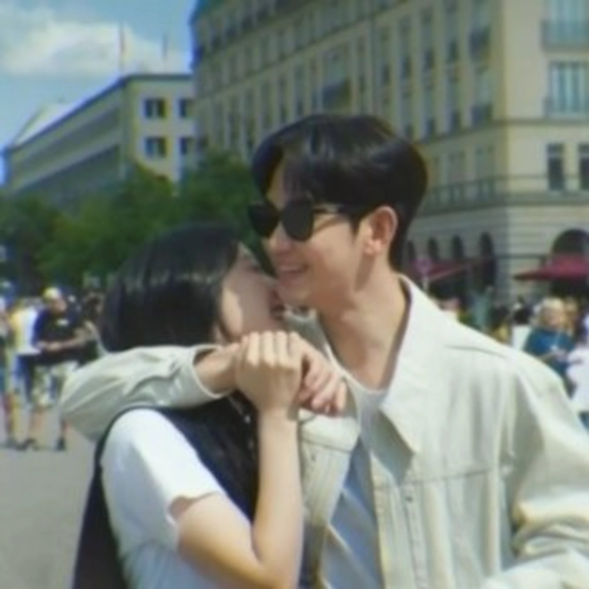 젠틀몬스터 하이저 01 선글라스 착용 이미지
