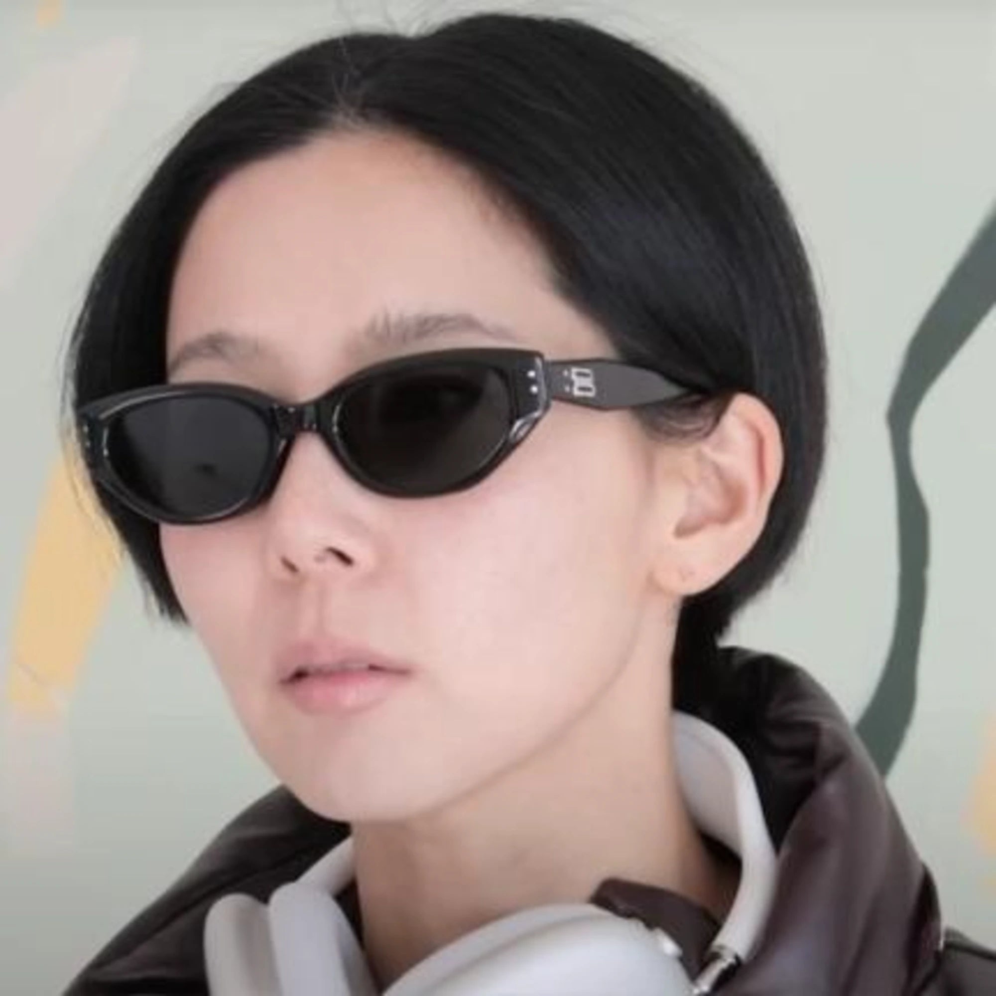 젠틀몬스터 로코코01 선글라스 착용 이미지