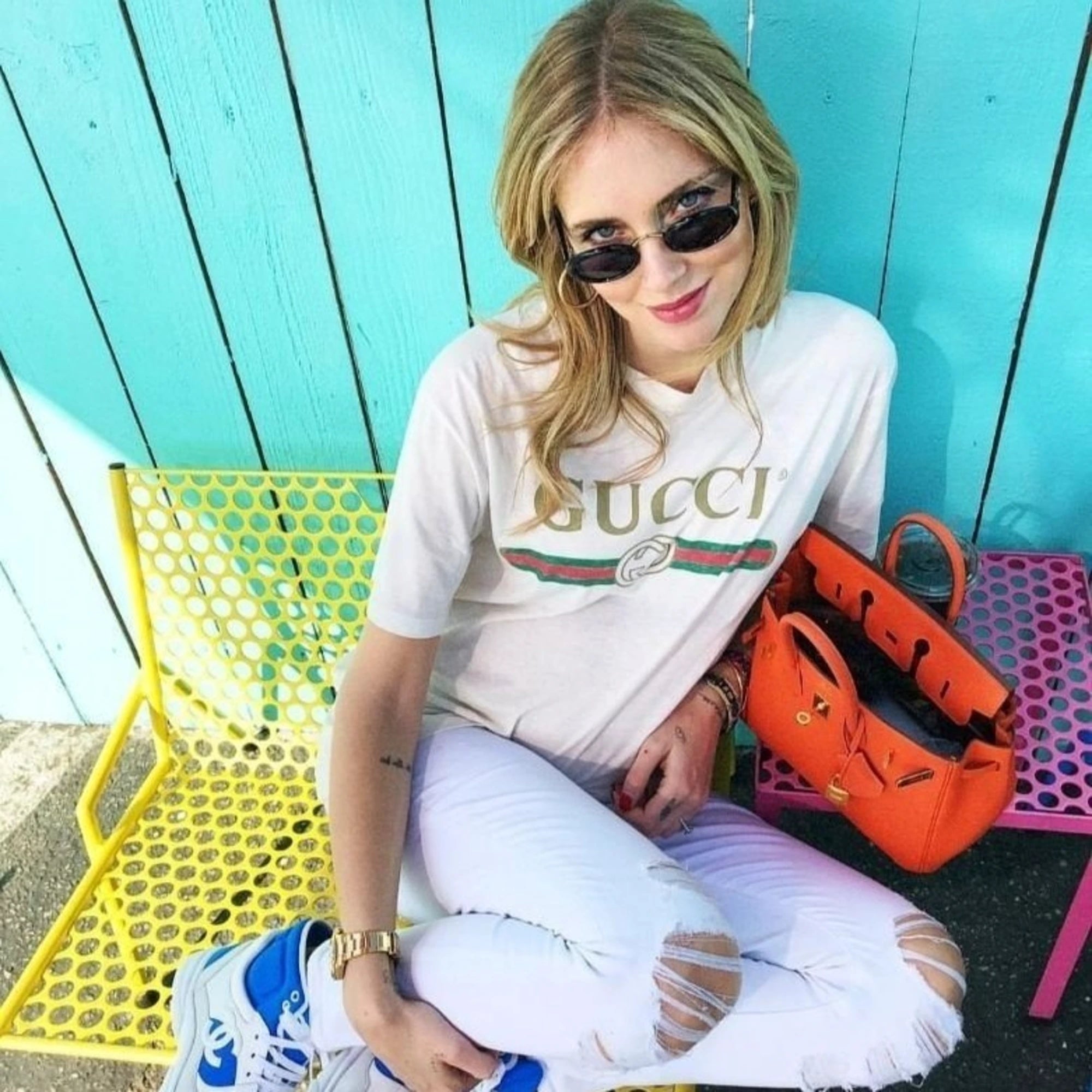 구찌 워시드 로고 반팔 티셔츠 착용 이미지