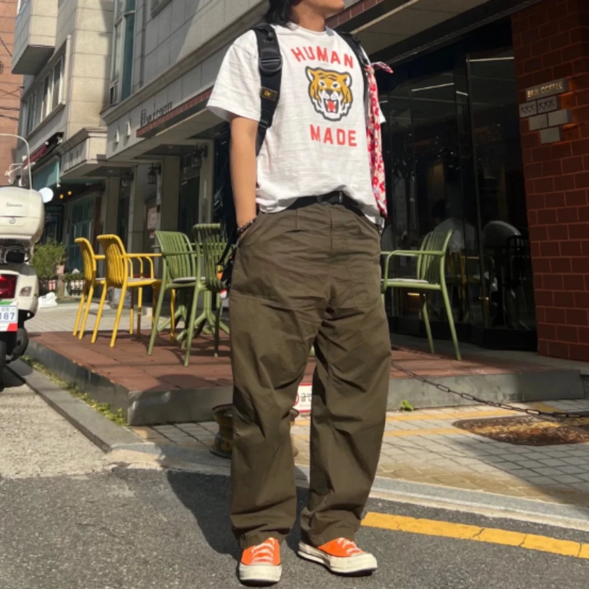 휴먼메이드 타이거 반팔 티셔츠 착용 이미지
