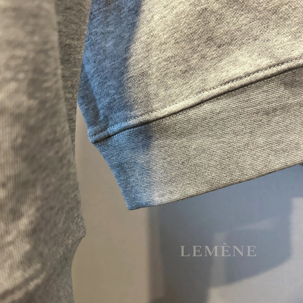 버버리 포슨 맨투맨 8113918 디테일 이미지