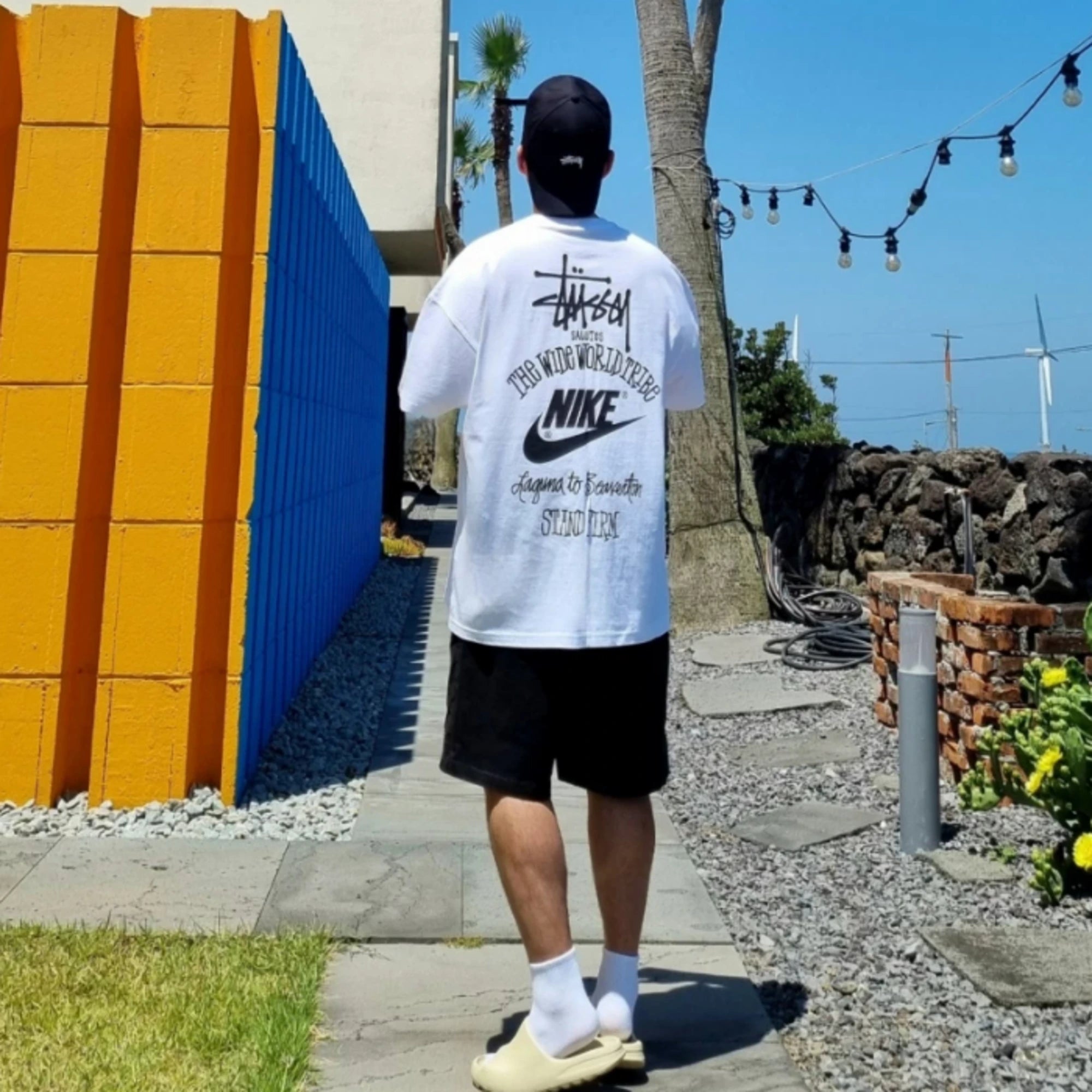 나이키 X 스투시 WWT 오버핏 반팔 티셔츠 착용 이미지