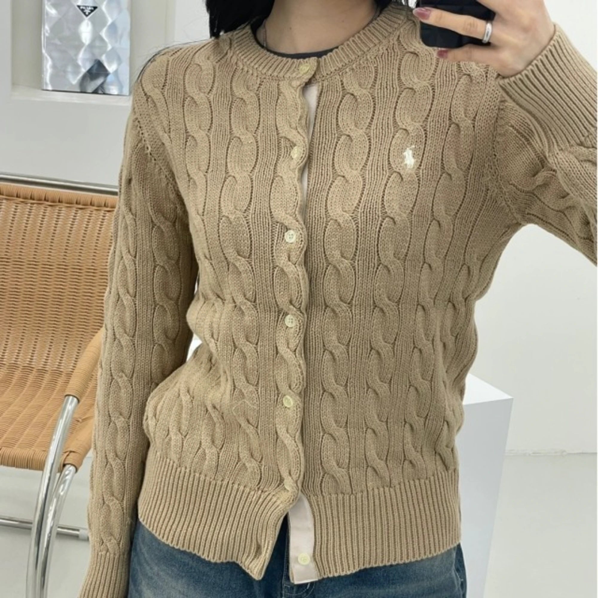 폴로 랄프로렌 테이블 울 캐시미어 가디건 착용 이미지