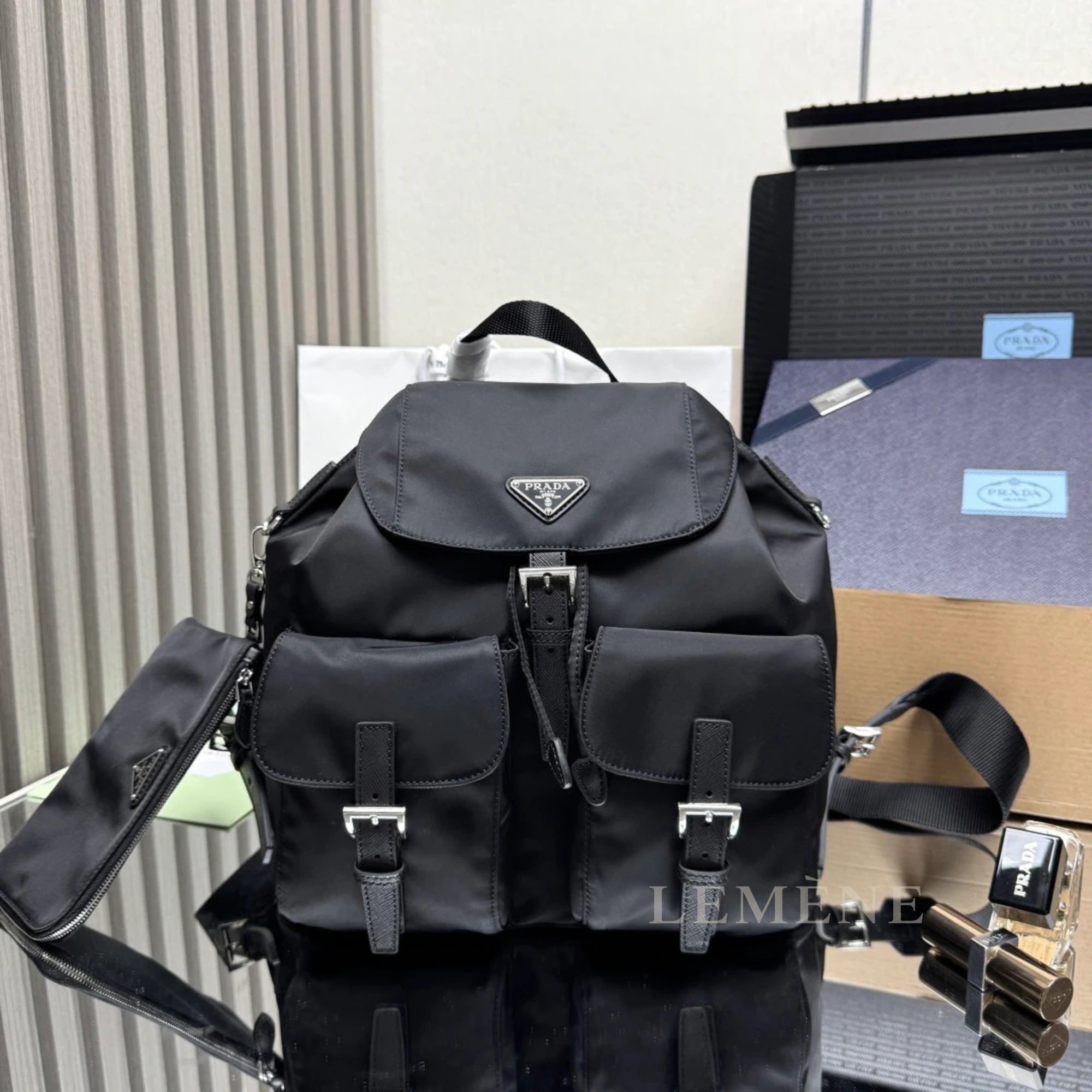 프라다 리나일론 미디움 백팩 1BZ811 디테일 이미지