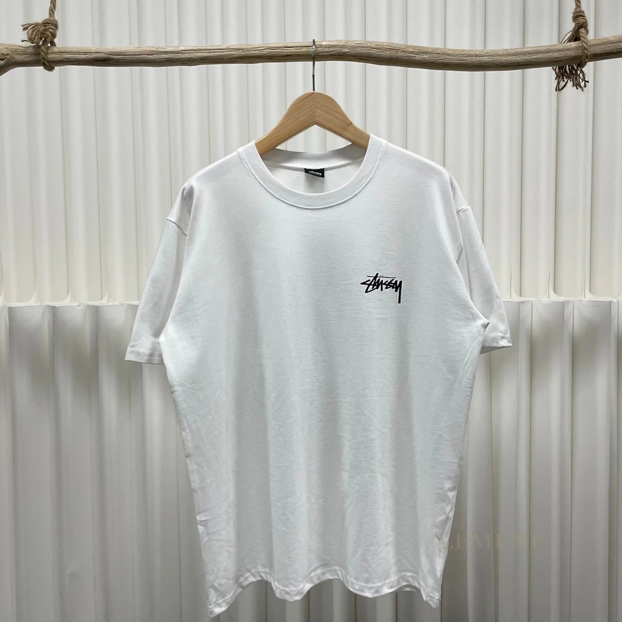 스투시 캘리포니아 반팔 티셔츠 디테일 이미지