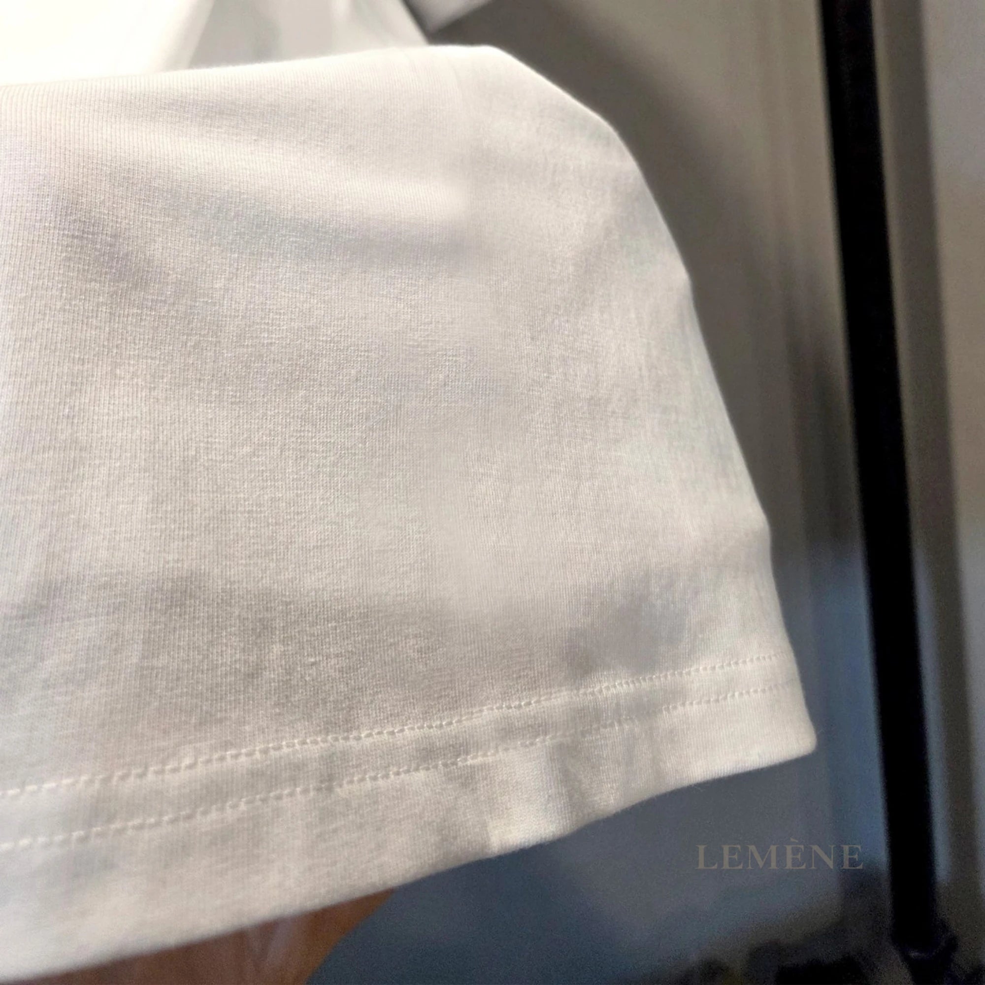 슈프림 크로스 박스 로고 반팔 티셔츠 디테일 이미지