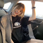 발렌시아가 BB로고 반팔 티셔츠 착용 이미지