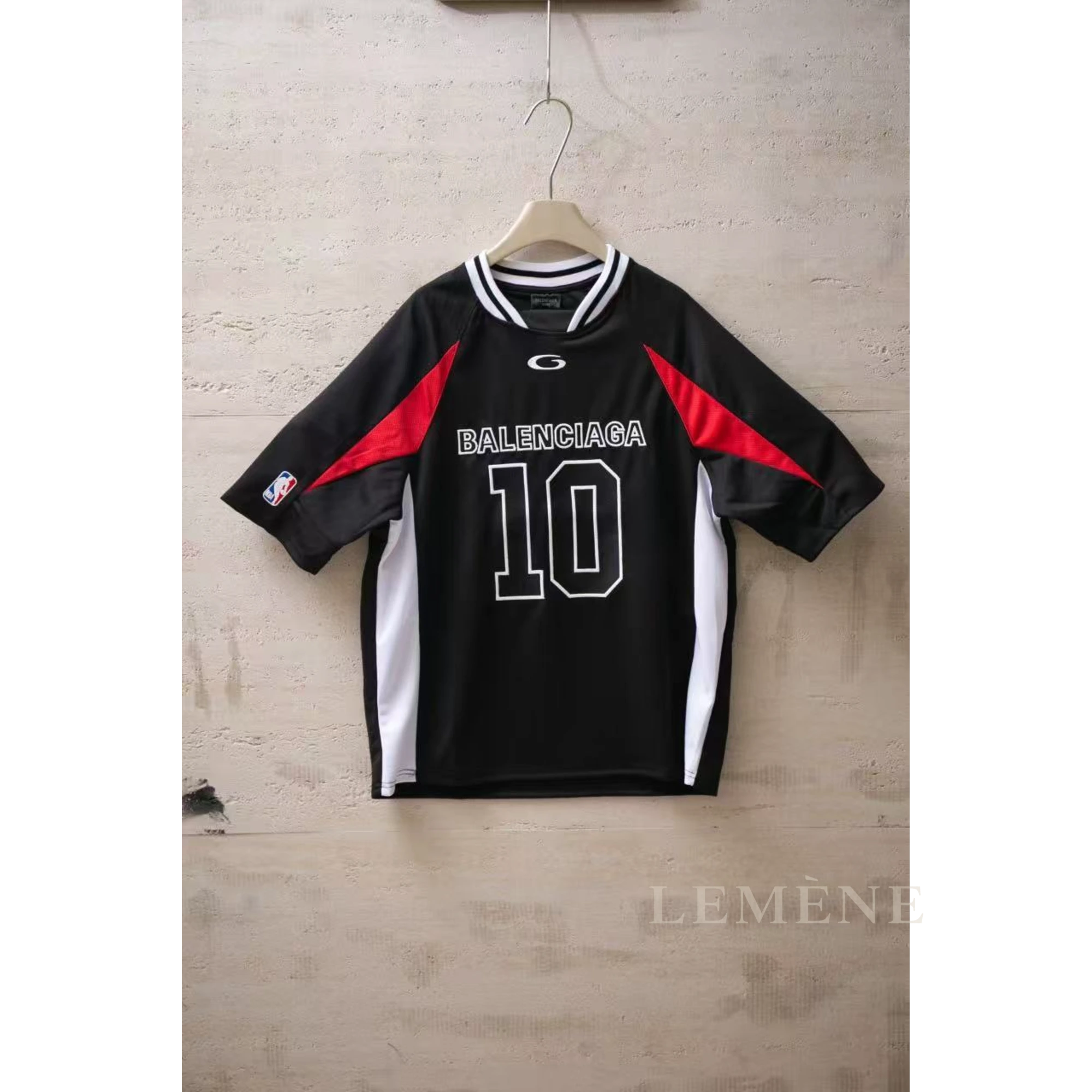 발렌시아가 X NBA 오버사이즈 반팔 티셔츠 디테일 이미지