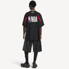 발렌시아가 X NBA 오버사이즈 반팔 티셔츠 착용 이미지