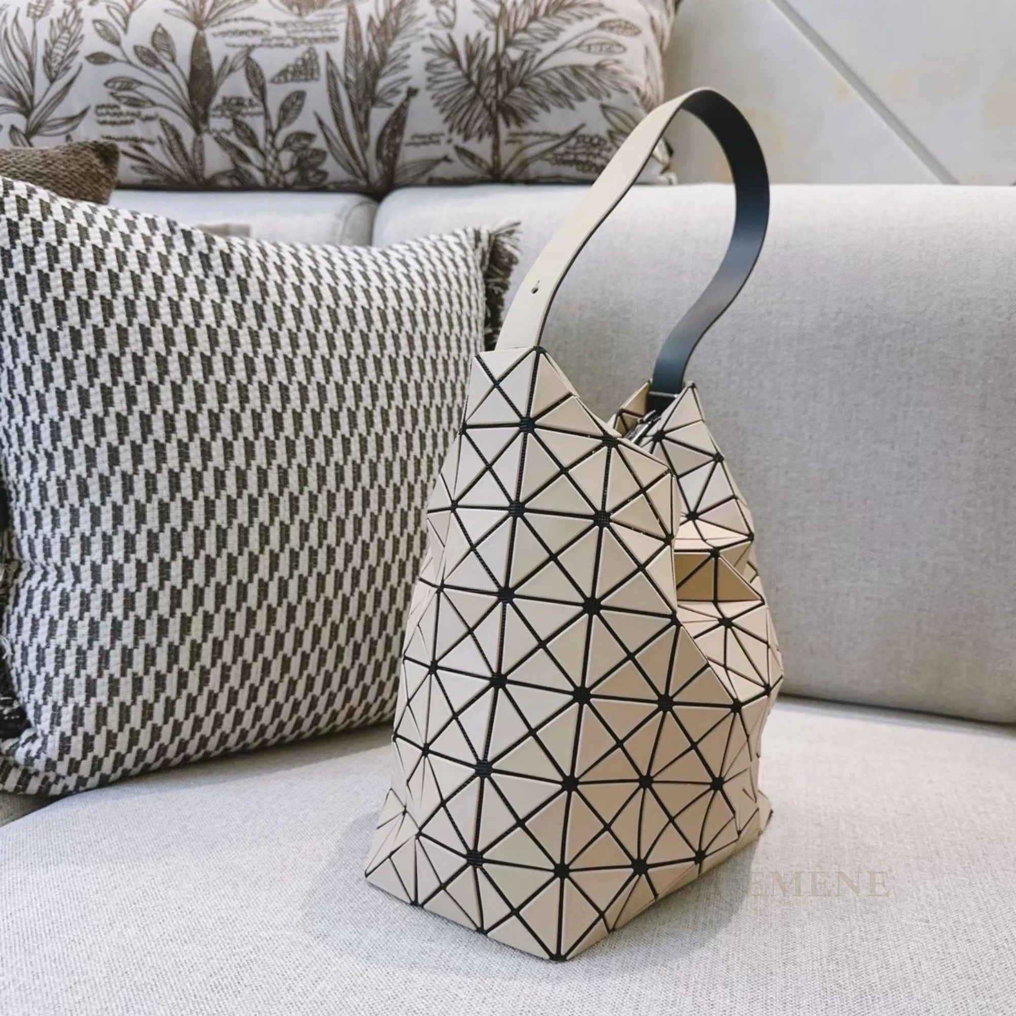 바오바오 벨리 라지 토트백 디테일 이미지
