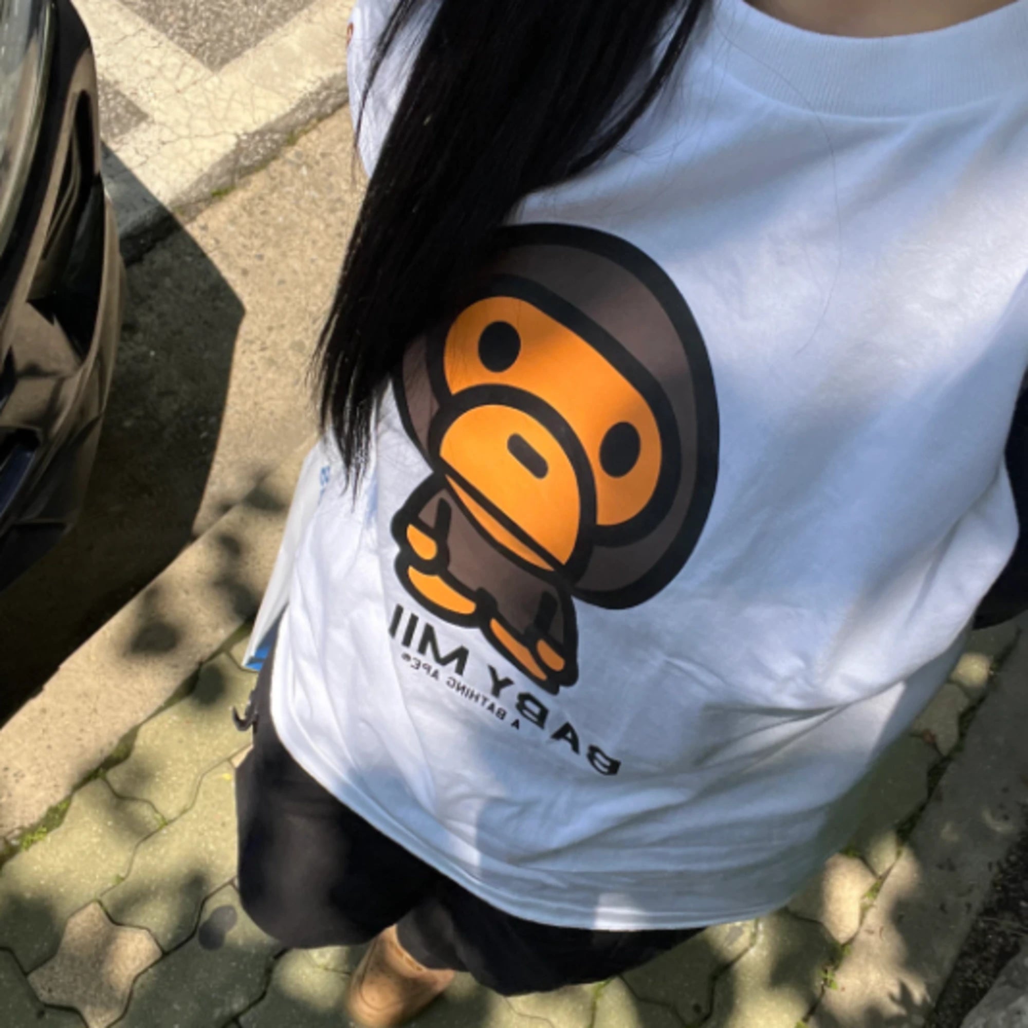 베이프 베이비 마일로 반팔 티셔츠 착용 이미지