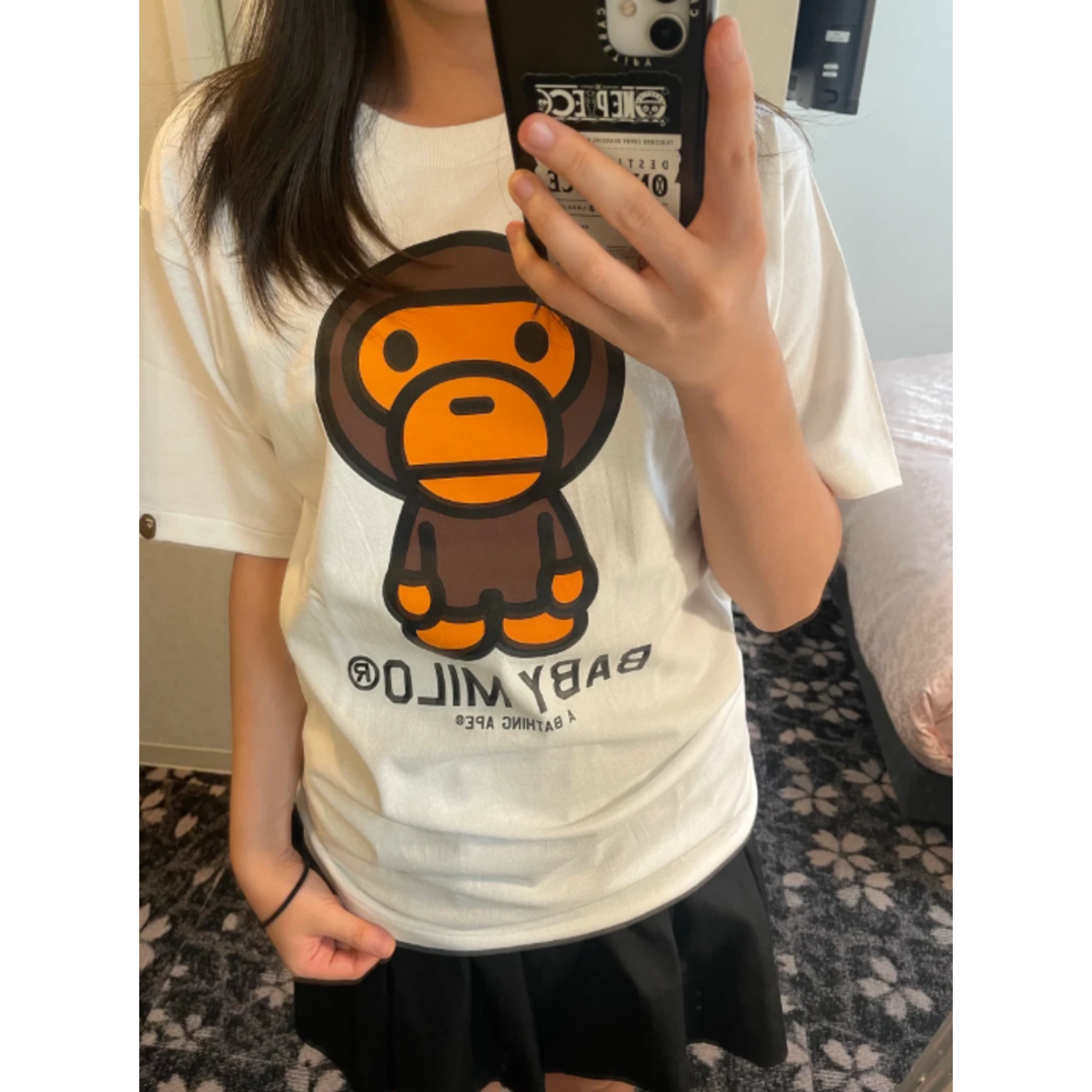 베이프 베이비 마일로 반팔 티셔츠 착용 이미지