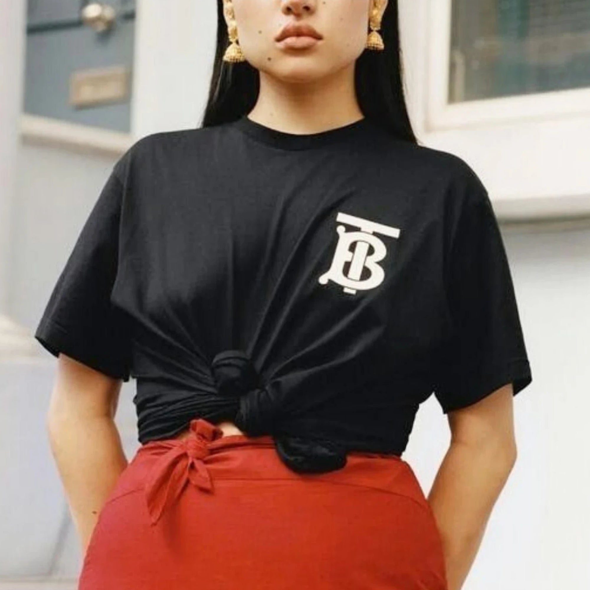 버버리 TB 반팔 티셔츠 착용 이미지