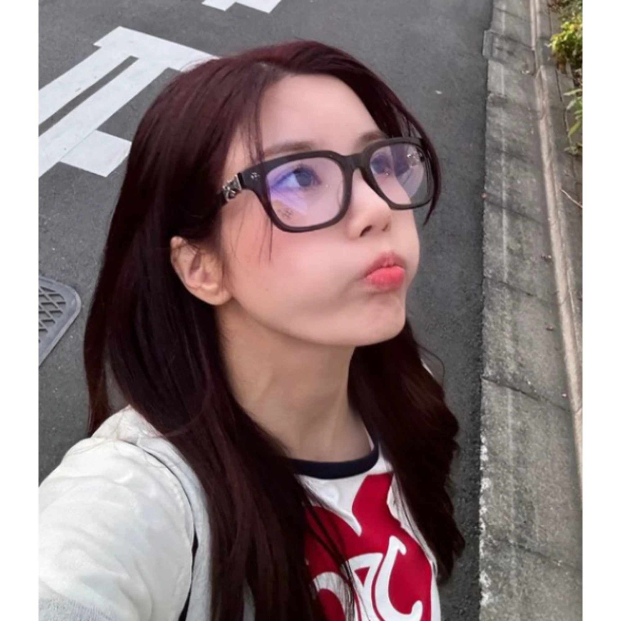 셀린느 하트 트리옹프 반팔 티셔츠 착용 이미지