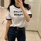 셀린느 파리스 배색 반팔 티셔츠 착용 이미지