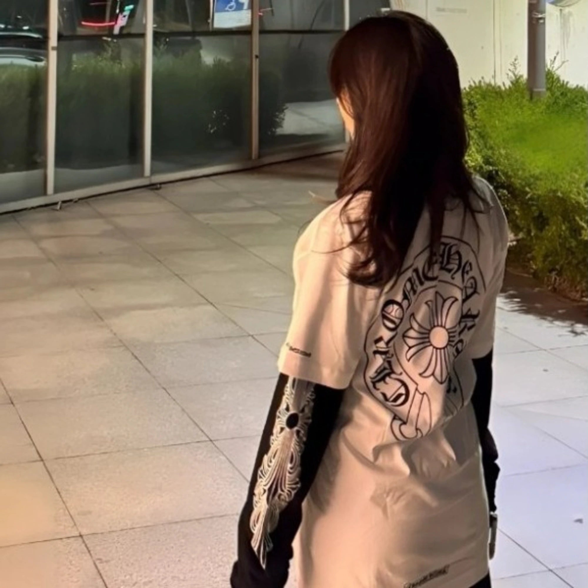 크롬하츠 홀스슈 긴팔 티셔츠 착용 이미지