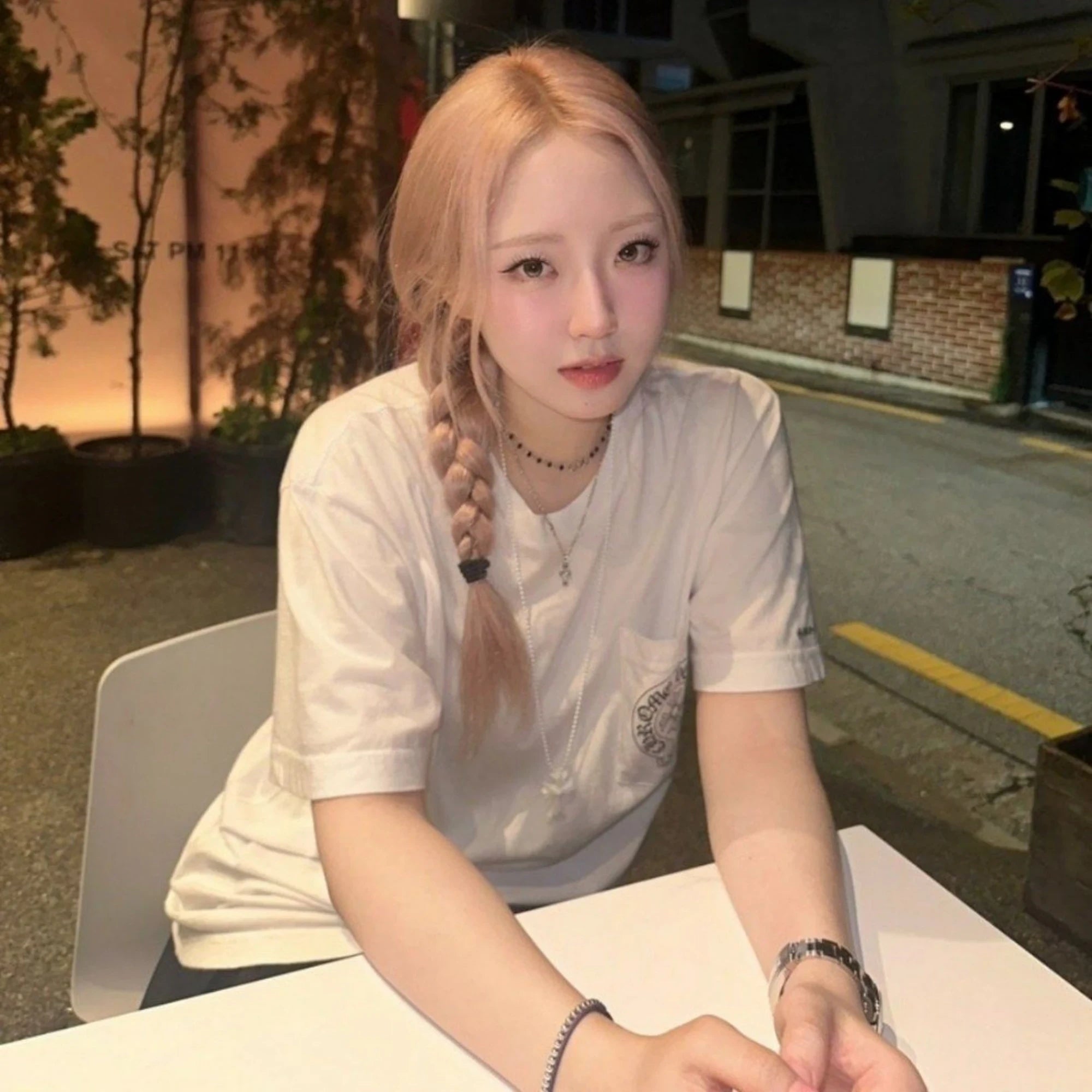크롬하츠 말굽 포켓 반팔 티셔츠 착용 이미지