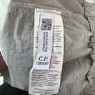 CP 컴퍼니 렌즈 카고 반바지 디테일 이미지