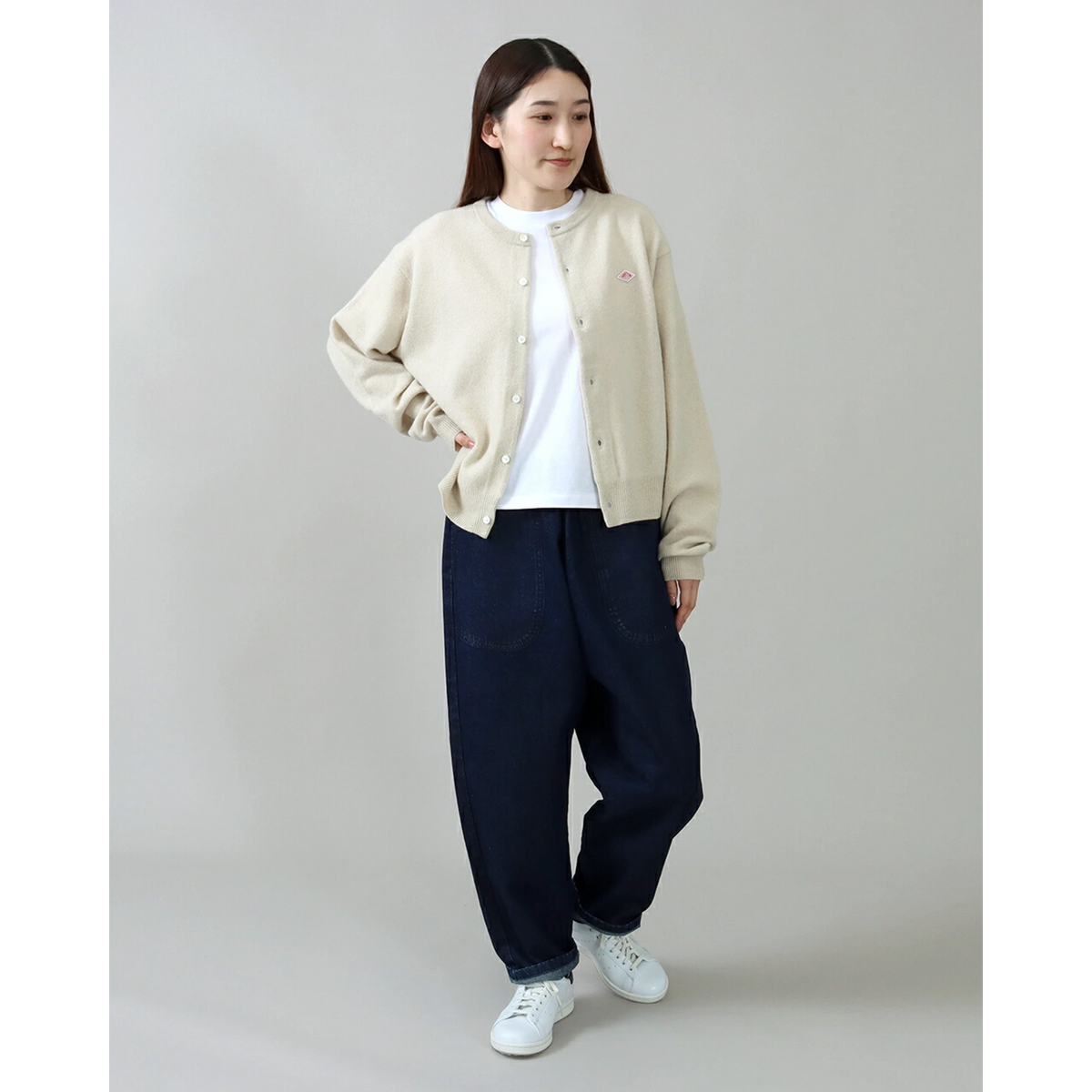 단톤 가디건 DT-D0031 착용 이미지
