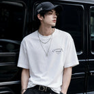 디올 아뜰리에 반팔 티셔츠 착용 이미지