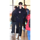 디올 X 카우스 반팔 티셔츠 923J611X1241 착용 이미지