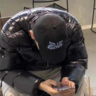 앙팡 리쉬 데프리메 자수 레터링 볼캡 착용 이미지