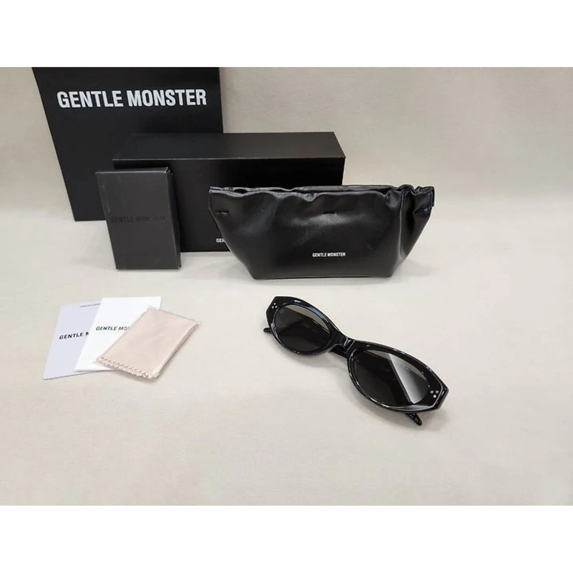 젠틀 몬스터 뱀프 선글라스 디테일 이미지