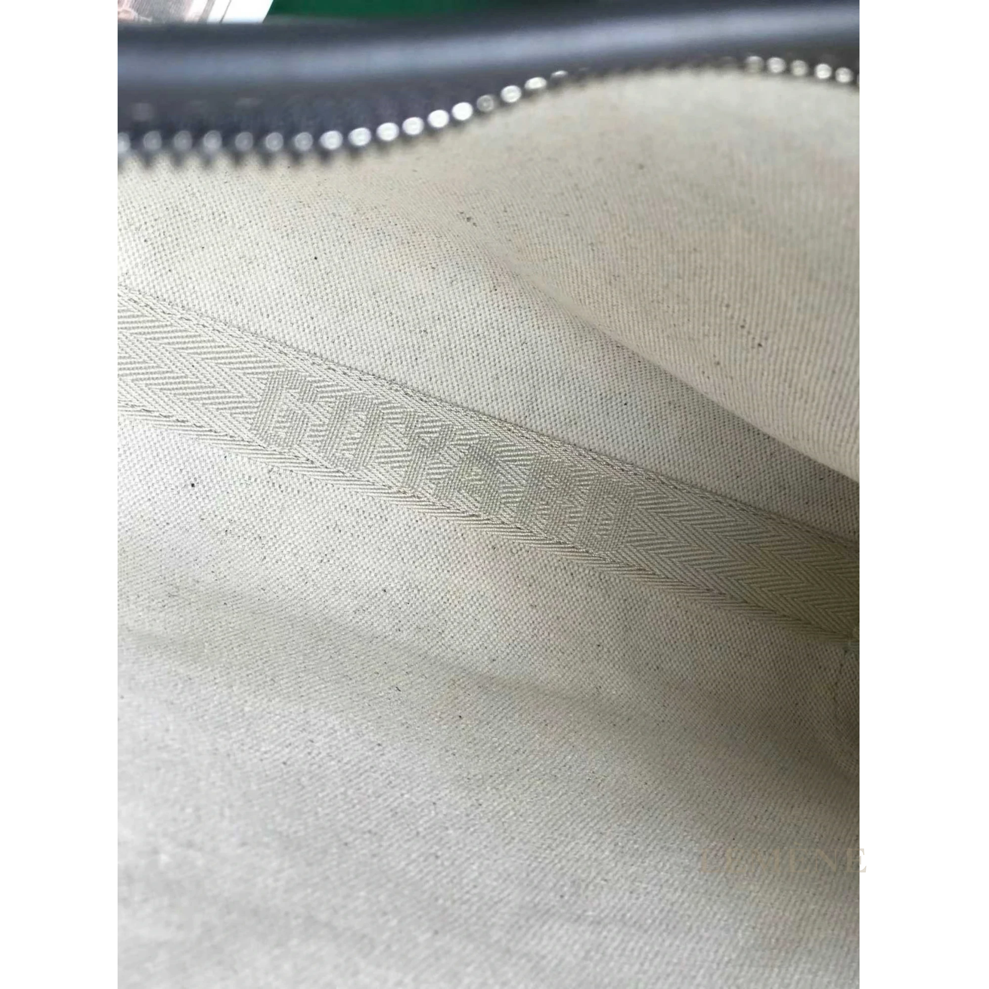 고야드 콘티 파우치 디테일 이미지