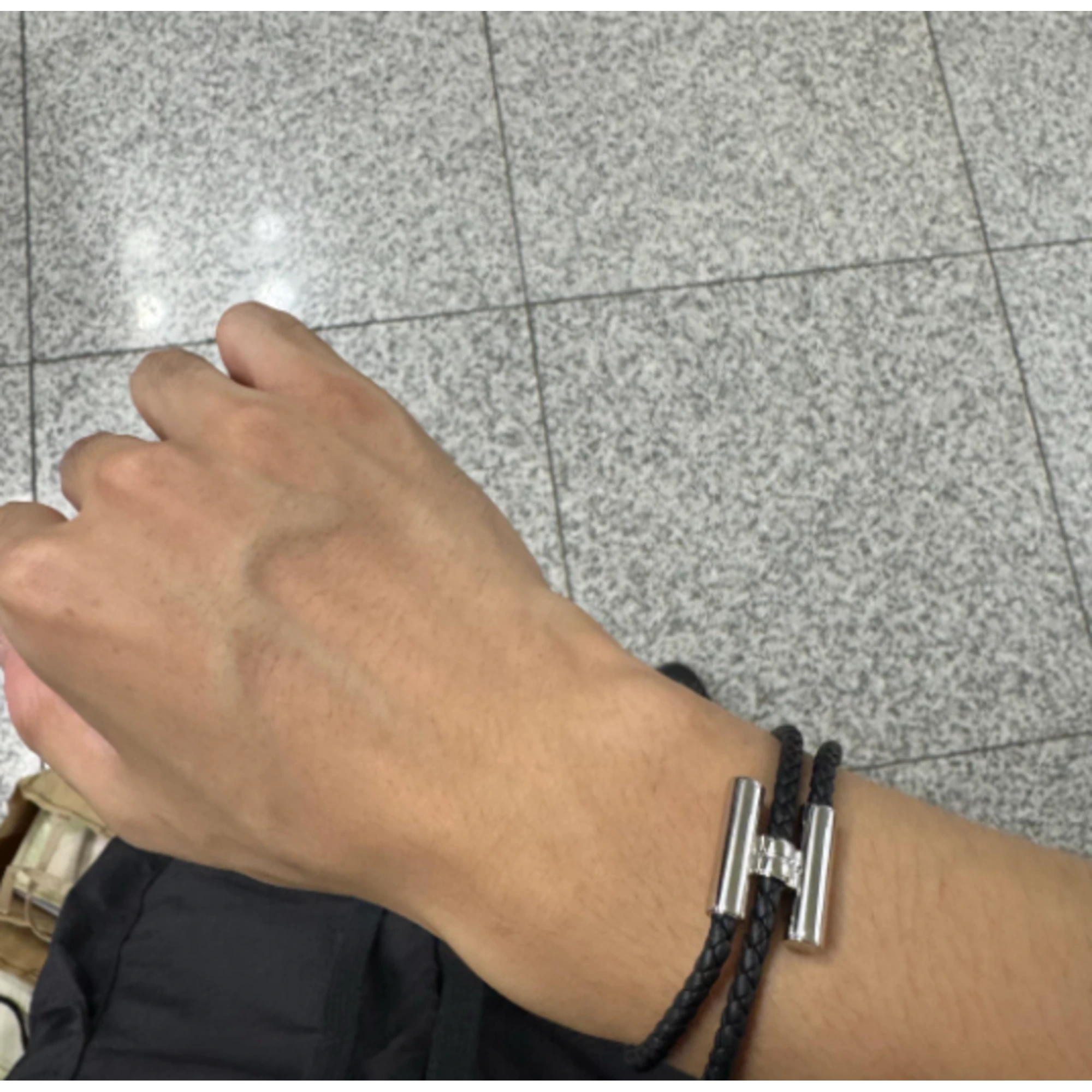 에르메스 투니스 트레세 팔찌 착용 이미지
