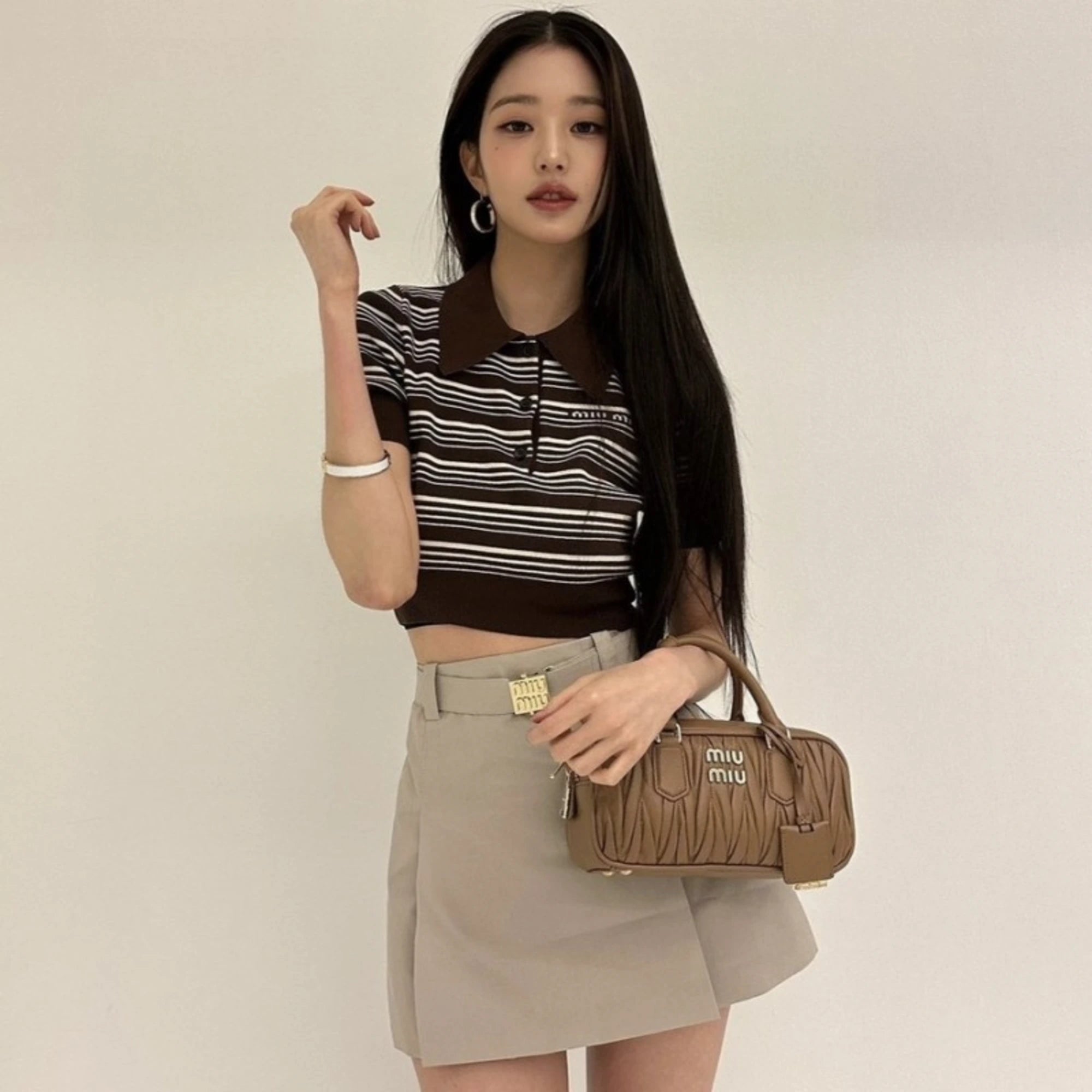 미우미우 아르카디 마테라쎄 나파 가죽 백 5BB142