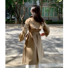 몽클레어 스티비덴 트렌치 코트 착용 이미지