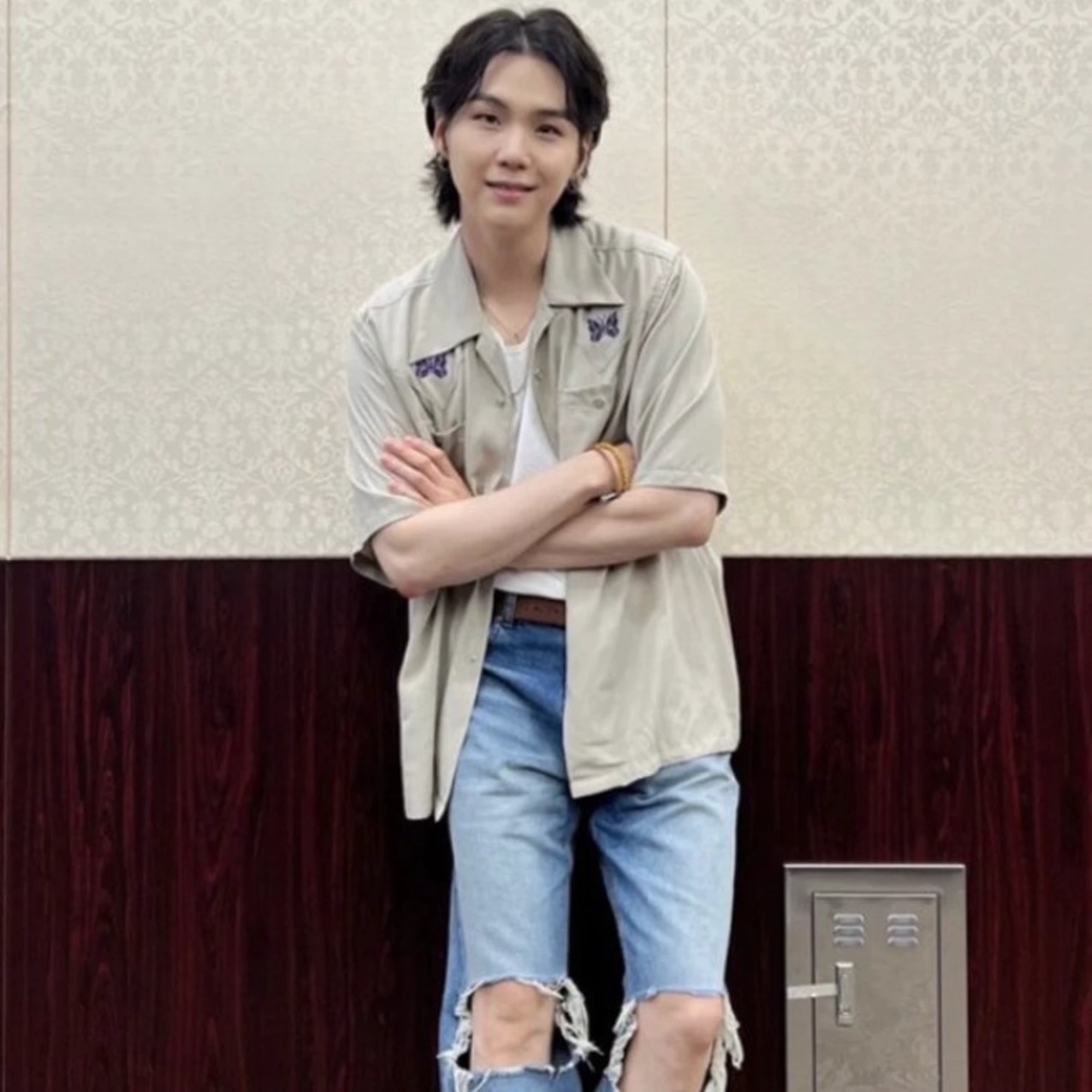 니들스 카우보이 반팔 셔츠 착용 이미지
