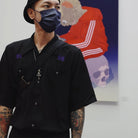 니들스 카우보이 반팔 셔츠 착용 이미지