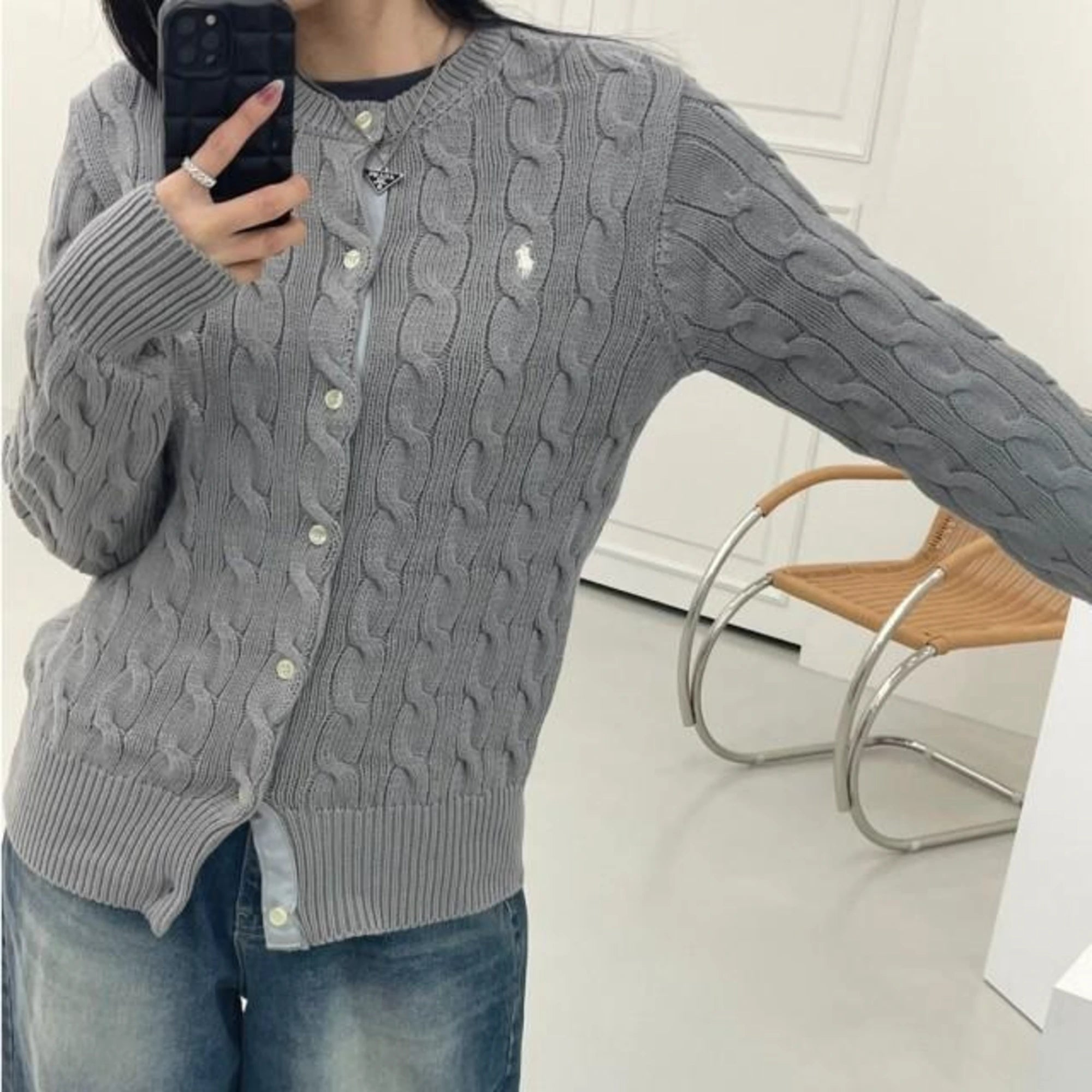 폴로 랄프로렌 테이블 울 캐시미어 가디건 착용 이미지
