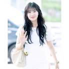 프라다 에메 라지 가죽 숄더백 1BC228 착용 이미지