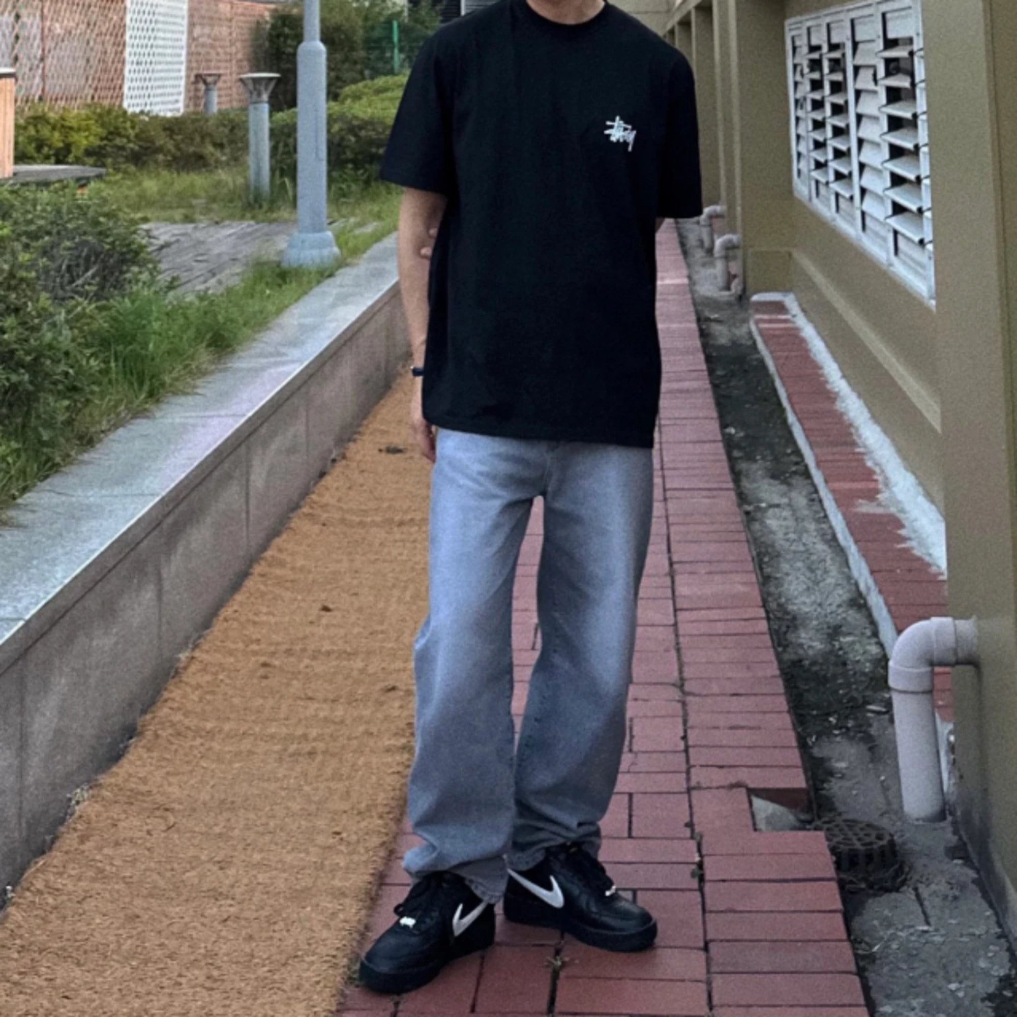 스투시 멜티드 오버핏 반팔 티셔츠 착용 이미지