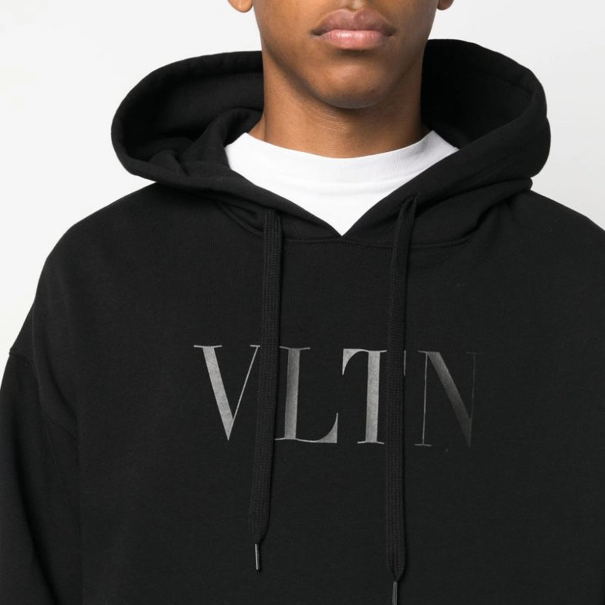 발렌티노 VLTN 로고 후드티 E73549